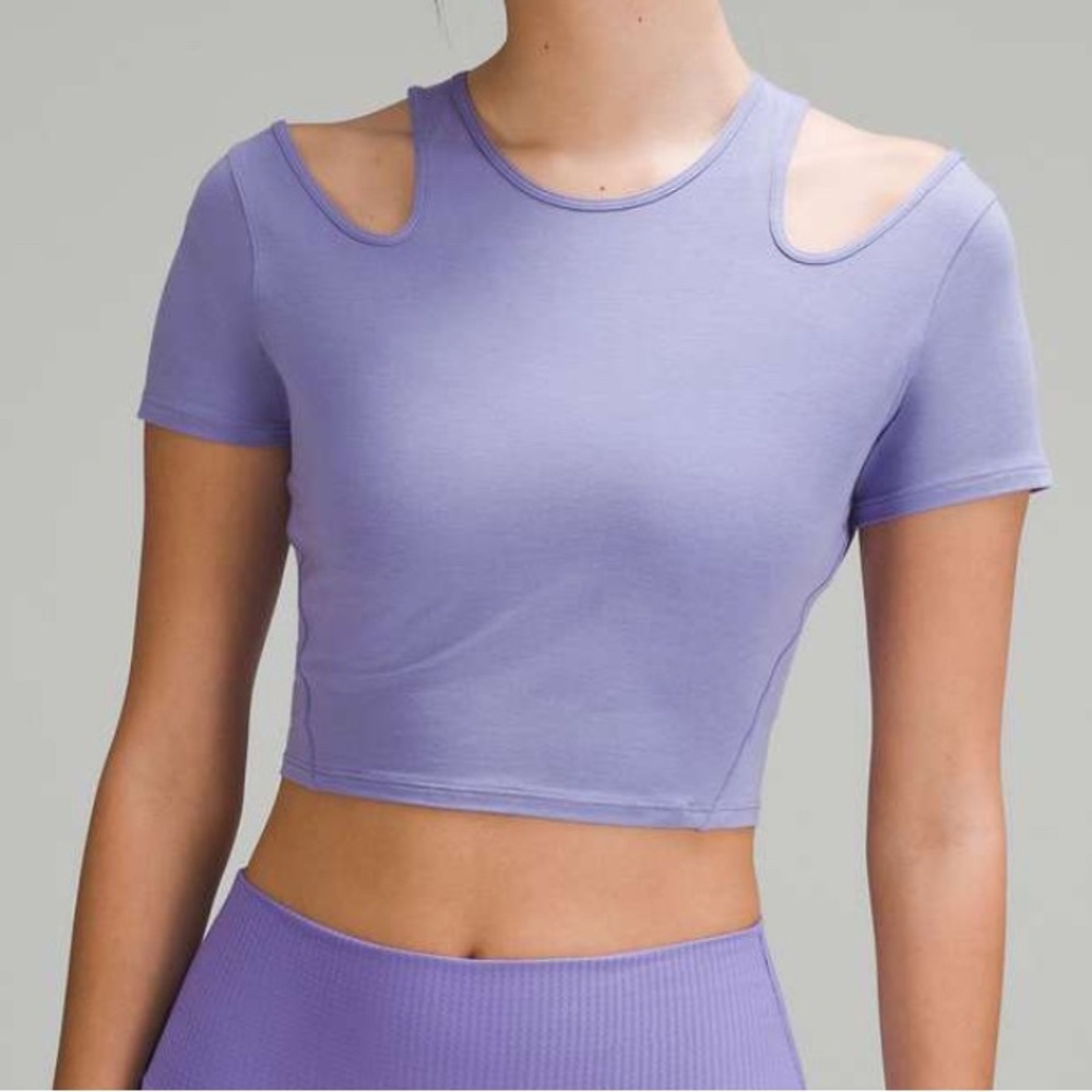 NWT Lululemon Shoulder Cut Out Yoga T-Shirt